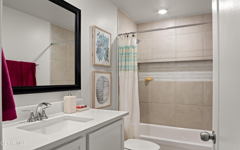 13328 Emerald Water Court, Horizon City, TX 79928, 4 Habitaciones Habitaciones , ,2 BañosBaños,Residential,En Venta,13328 Emerald Water Court,0,927843