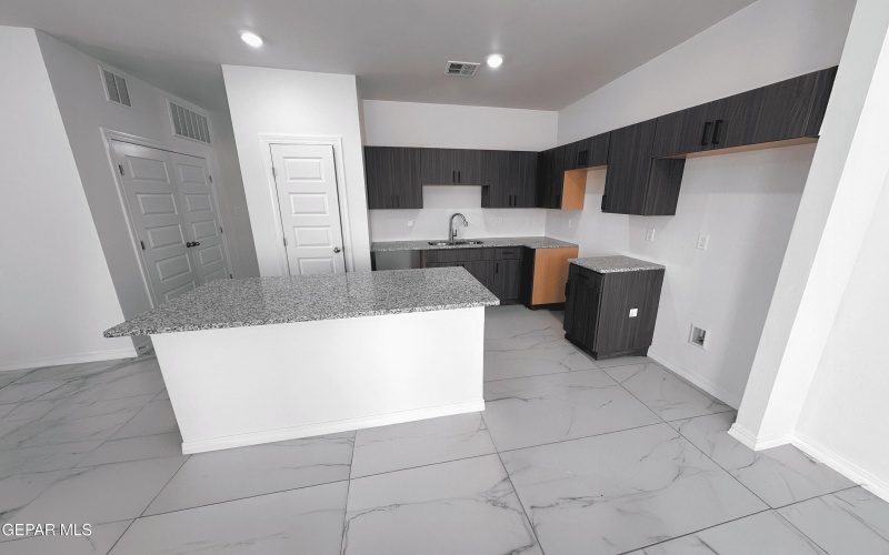 13929 LORENZ Avenue, El Paso, TX 79928, 3 Bedrooms Bedrooms, ,2 BathroomsBathrooms,Residential,For Sale,13929 LORENZ Avenue,0,927851