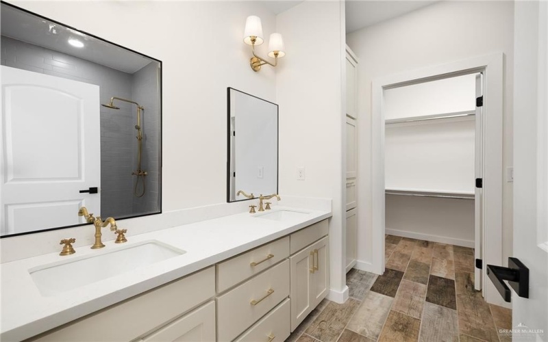 300 N Kika De La Garza Boulevard, La Joya, TX 78560, 3 Habitaciones Habitaciones , ,2 BañosBaños,Residential,En Venta,300 N Kika De La Garza Boulevard,477860