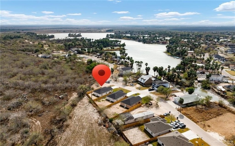 300 N Kika De La Garza Boulevard, La Joya, TX 78560, 3 Habitaciones Habitaciones , ,2 BañosBaños,Residential,En Venta,300 N Kika De La Garza Boulevard,477860