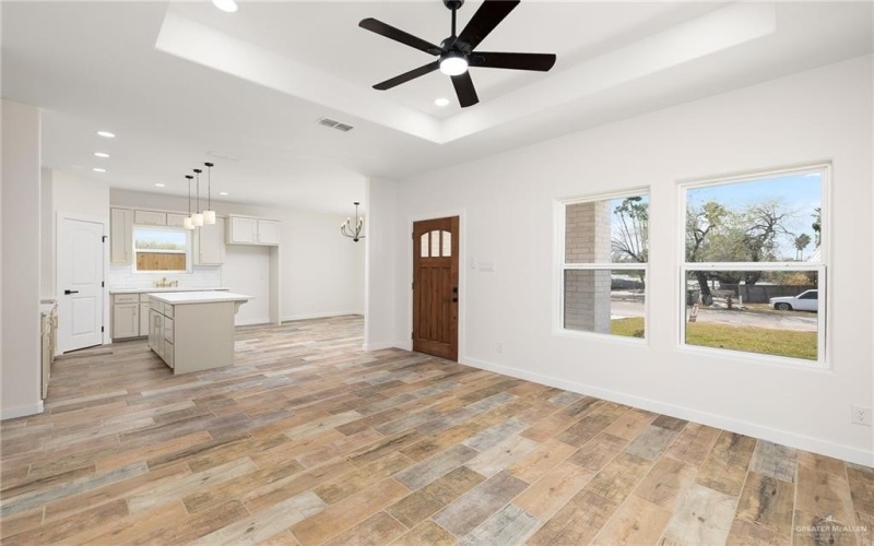 300 N Kika De La Garza Boulevard, La Joya, TX 78560, 3 Habitaciones Habitaciones , ,2 BañosBaños,Residential,En Venta,300 N Kika De La Garza Boulevard,477860