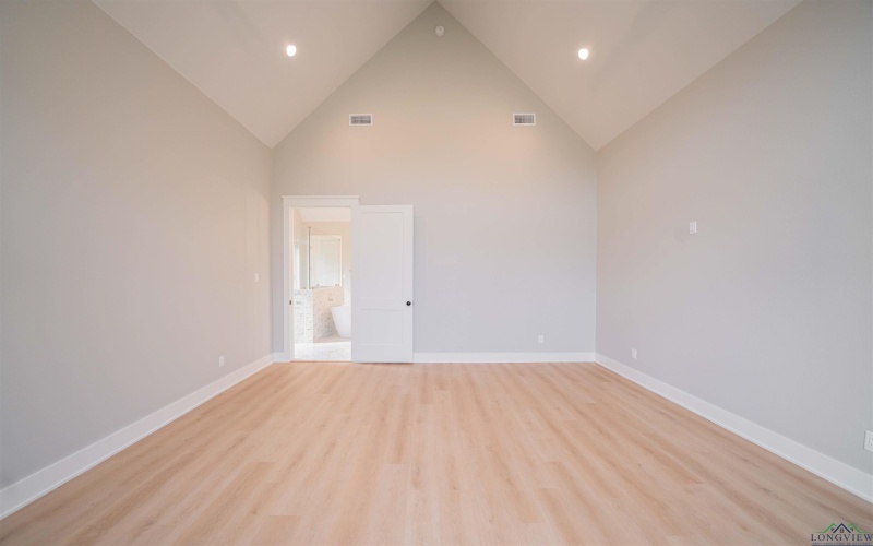 503 Lost Creek, Longview, TX 75605, 5 Habitaciones Habitaciones , ,3 BañosBaños,Residential,En Venta,503 Lost Creek,0,20255437