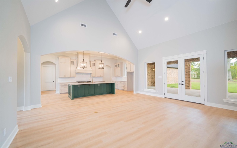 503 Lost Creek, Longview, TX 75605, 5 Habitaciones Habitaciones , ,3 BañosBaños,Residential,En Venta,503 Lost Creek,0,20255437