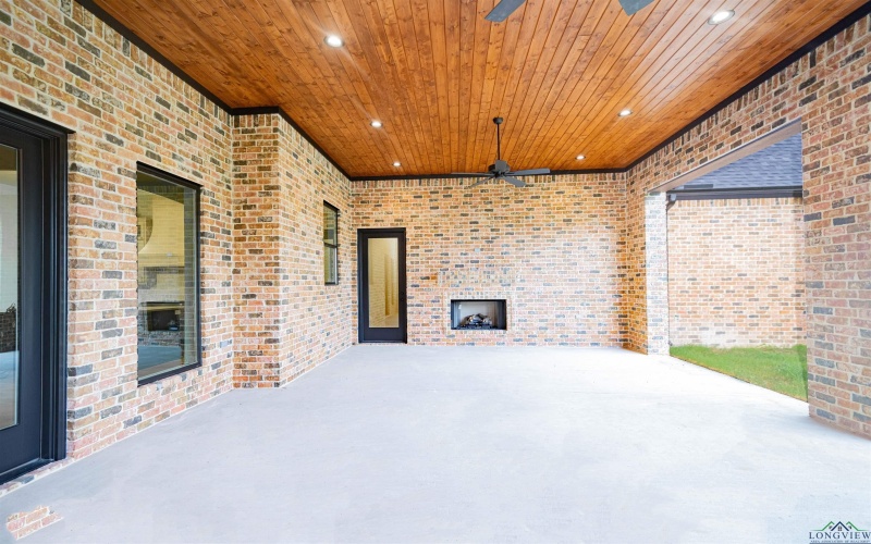 503 Lost Creek, Longview, TX 75605, 5 Habitaciones Habitaciones , ,3 BañosBaños,Residential,En Venta,503 Lost Creek,0,20255437