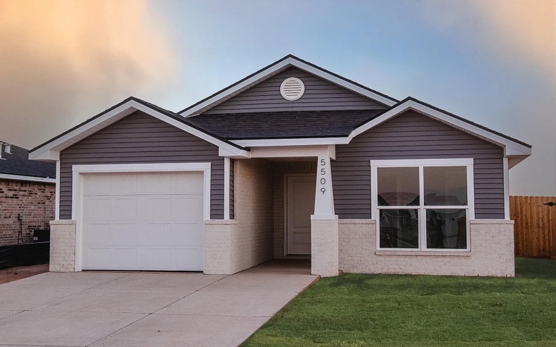 8328 24th Street, Lubbock, TX 79407, 3 Bedrooms Bedrooms, ,2 BathroomsBathrooms,Residential,For Sale,8328 24th Street,202558783