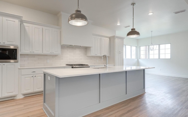 7615 52nd Street, Lubbock, TX 79407, 4 Bedrooms Bedrooms, ,3 BathroomsBathrooms,Residential,For Sale,7615 52nd Street,202558814