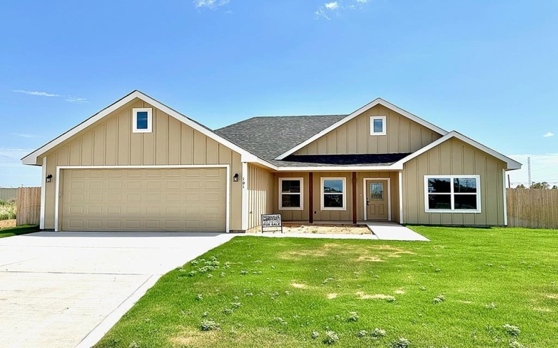 101 James Wells Dr., Roscoe, TX 79545, 3 Bedrooms Bedrooms, ,2 BathroomsBathrooms,Residential,For Sale,101 James Wells Dr.,5187