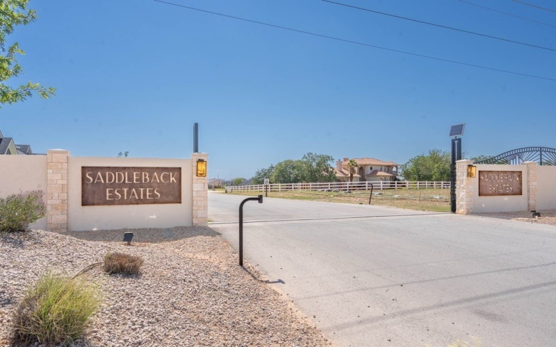 5501 County Rd 94, Midland, TX 79706, 4 Habitaciones Habitaciones , ,3 BañosBaños,Residential,En Venta,5501 County Rd 94,50084376