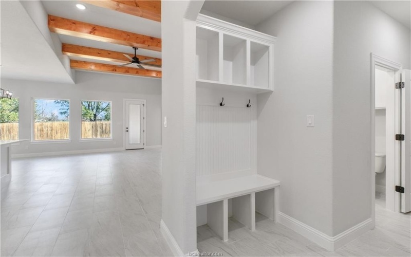 1112 Mallory Court, College Station, TX 77845, 4 Bedrooms Bedrooms, ,2 BathroomsBathrooms,Residential,For Sale,1112 Mallory Court,0,25002089