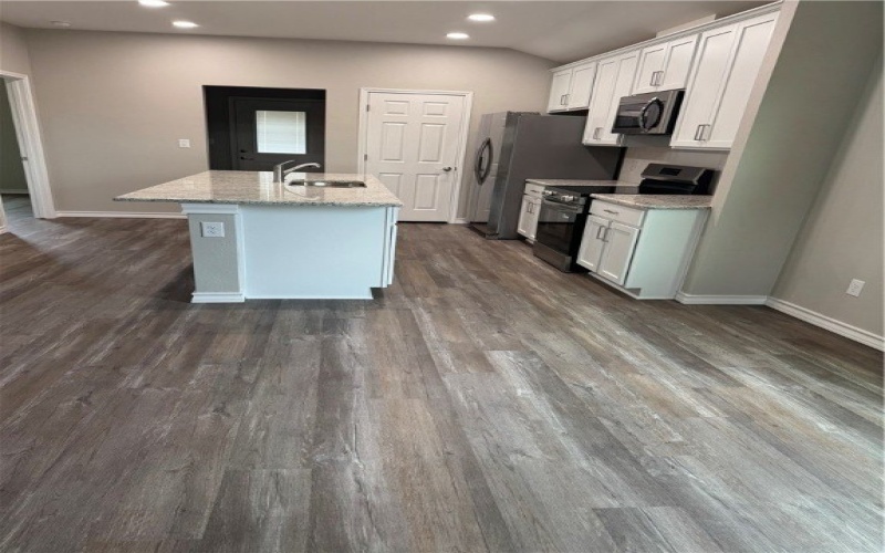 528 S 19th Street, Corpus Christi, TX 78405, 3 Bedrooms Bedrooms, ,2 BathroomsBathrooms,Residential,For Sale,528 S 19th Street,463044