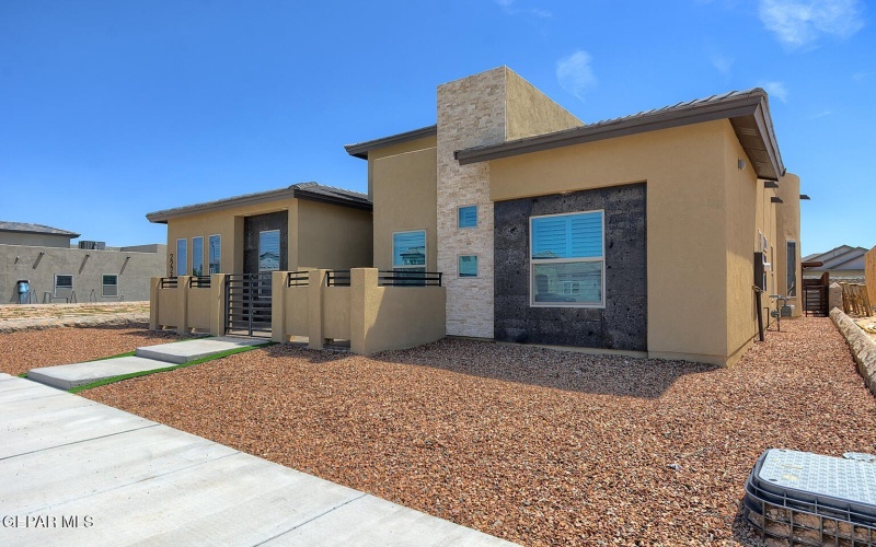 2224 MIKE PRICE Drive, El Paso, TX 79938, 4 Bedrooms Bedrooms, ,2 BathroomsBathrooms,Residential,For Sale,2224 MIKE PRICE Drive,927875