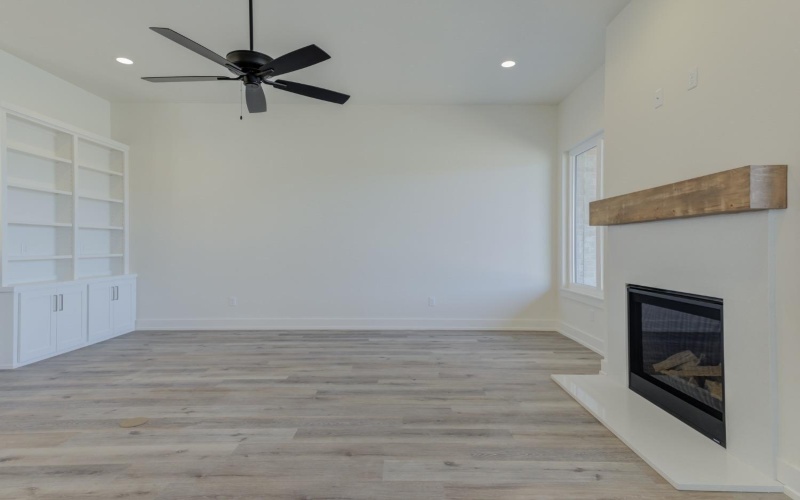 11806 Kenosha Avenue, Lubbock, TX 79423, 3 Bedrooms Bedrooms, ,2 BathroomsBathrooms,Residential,For Sale,11806 Kenosha Avenue,202558818