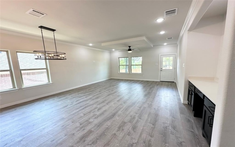 1405 N Rusk Street, Weatherford, TX 76086, 3 Habitaciones Habitaciones , ,2 BañosBaños,Residential,En Venta,1405 N Rusk Street,20989144