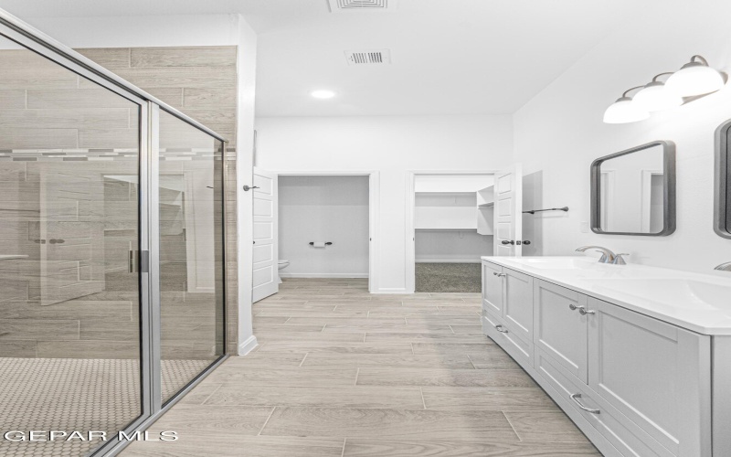 471 HUEREQUE Drive unit: #B ##B, Socorro, TX 79927, 3 Bedrooms Bedrooms, ,2 BathroomsBathrooms,Residential Multi Family,For Sale,471 HUEREQUE Drive unit: #B,915856