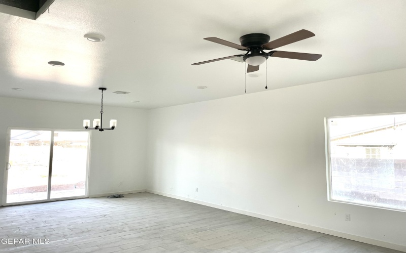 471 HUEREQUE Drive unit: #B ##B, Socorro, TX 79927, 3 Bedrooms Bedrooms, ,2 BathroomsBathrooms,Residential Multi Family,For Sale,471 HUEREQUE Drive unit: #B,915856