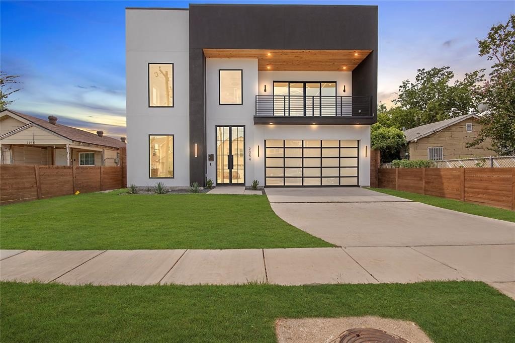 2054 Angelina Drive, Dallas, TX 75212, 5 Bedrooms Bedrooms, ,5 BathroomsBathrooms,Residential,For Sale,2054 Angelina Drive,21017062
