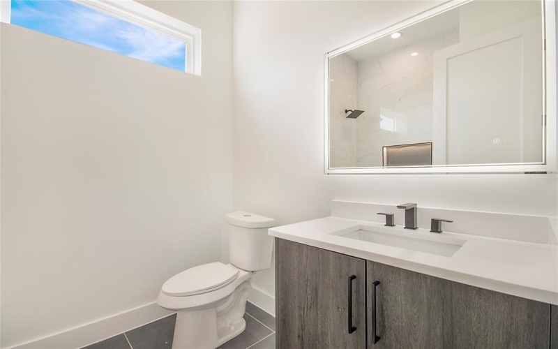 2054 Angelina Drive, Dallas, TX 75212, 5 Bedrooms Bedrooms, ,5 BathroomsBathrooms,Residential,For Sale,2054 Angelina Drive,21017062