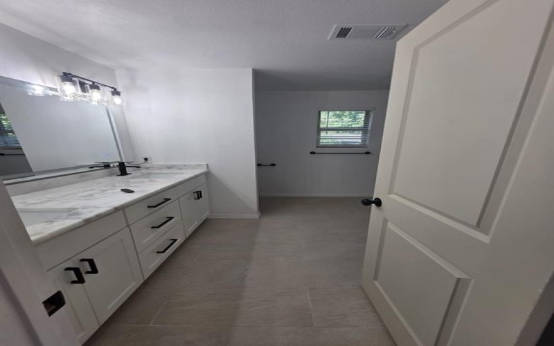 8354 Sussex Street, White Settlement, TX 76108, 3 Bedrooms Bedrooms, ,2 BathroomsBathrooms,Residential,For Sale,8354 Sussex Street,0,21017903