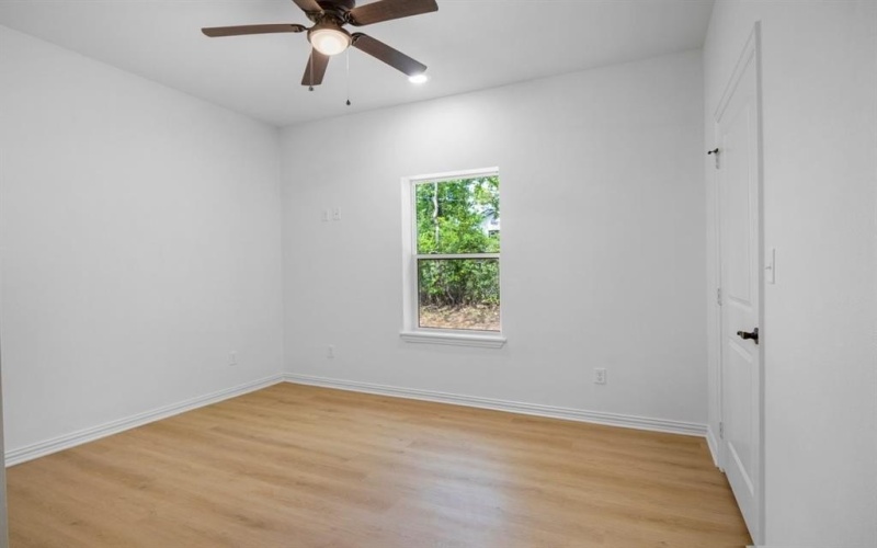 1610 W Barrett Street, Tyler, TX 75702, 3 Habitaciones Habitaciones , ,2 BañosBaños,Residential,En Venta,1610 W Barrett Street,0,21022882