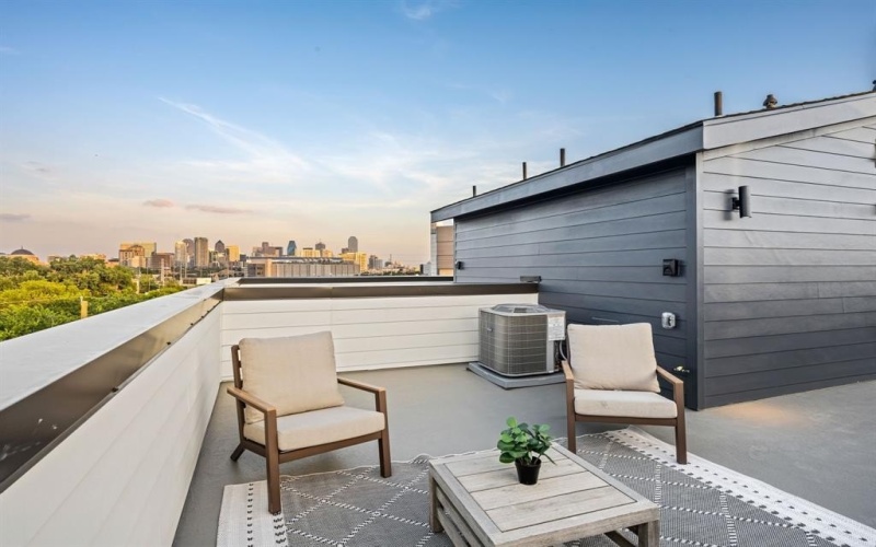 2203 Hondo Avenue #205, Dallas, TX 75219, 3 Bedrooms Bedrooms, ,3 BathroomsBathrooms,Residential,For Sale,2203 Hondo Avenue,0,21023154