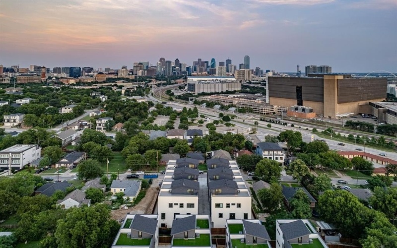2203 Hondo Avenue #205, Dallas, TX 75219, 3 Bedrooms Bedrooms, ,3 BathroomsBathrooms,Residential,For Sale,2203 Hondo Avenue,0,21023154