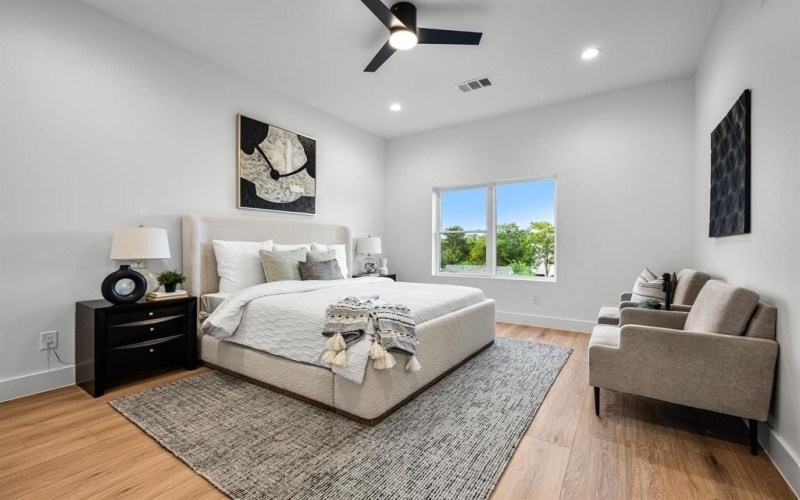 2203 Hondo Avenue #205, Dallas, TX 75219, 3 Bedrooms Bedrooms, ,3 BathroomsBathrooms,Residential,For Sale,2203 Hondo Avenue,0,21023154
