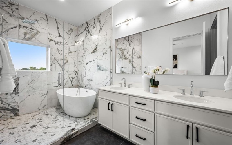 2203 Hondo Avenue #205, Dallas, TX 75219, 3 Bedrooms Bedrooms, ,3 BathroomsBathrooms,Residential,For Sale,2203 Hondo Avenue,0,21023154