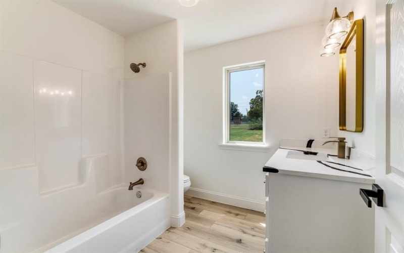 306 Sunset, Roxton, TX 75477, 3 Bedrooms Bedrooms, ,2 BathroomsBathrooms,Residential,For Sale,306 Sunset,0,21023163