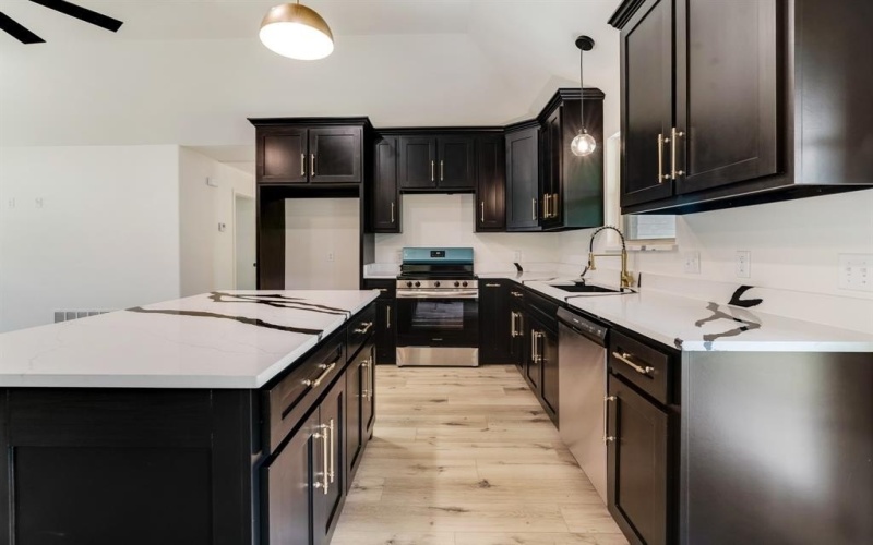 306 Sunset, Roxton, TX 75477, 3 Bedrooms Bedrooms, ,2 BathroomsBathrooms,Residential,For Sale,306 Sunset,0,21023163