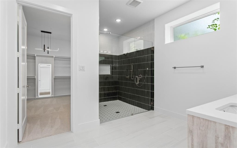 617 Parkview Avenue, Dallas, TX 75223, 5 Bedrooms Bedrooms, ,5 BathroomsBathrooms,Residential,For Sale,617 Parkview Avenue,0,21023415