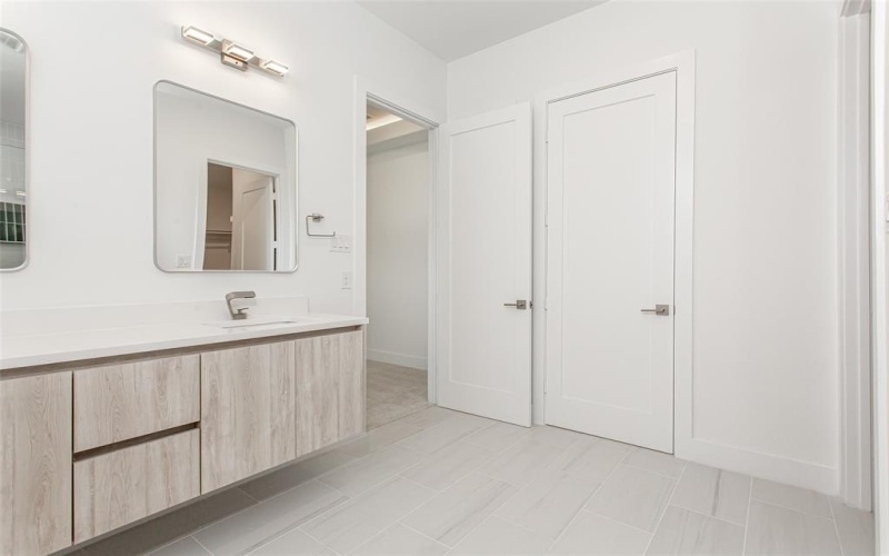 617 Parkview Avenue, Dallas, TX 75223, 5 Bedrooms Bedrooms, ,5 BathroomsBathrooms,Residential,For Sale,617 Parkview Avenue,0,21023415
