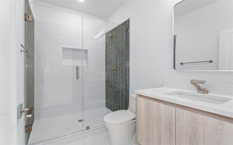 617 Parkview Avenue, Dallas, TX 75223, 5 Bedrooms Bedrooms, ,5 BathroomsBathrooms,Residential,For Sale,617 Parkview Avenue,0,21023415