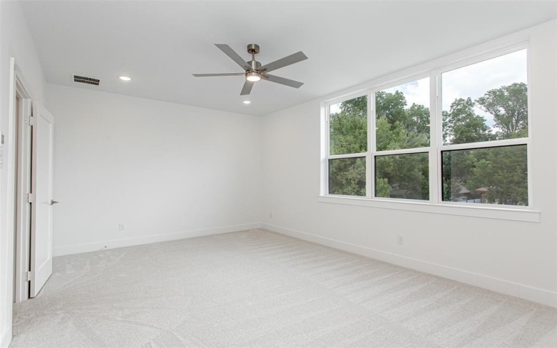 617 Parkview Avenue, Dallas, TX 75223, 5 Bedrooms Bedrooms, ,5 BathroomsBathrooms,Residential,For Sale,617 Parkview Avenue,0,21023415