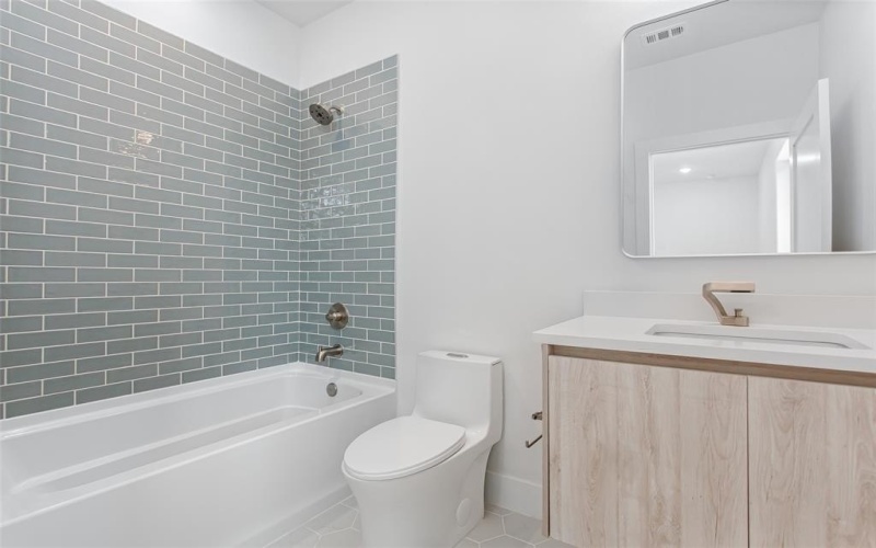 617 Parkview Avenue, Dallas, TX 75223, 5 Bedrooms Bedrooms, ,5 BathroomsBathrooms,Residential,For Sale,617 Parkview Avenue,0,21023415