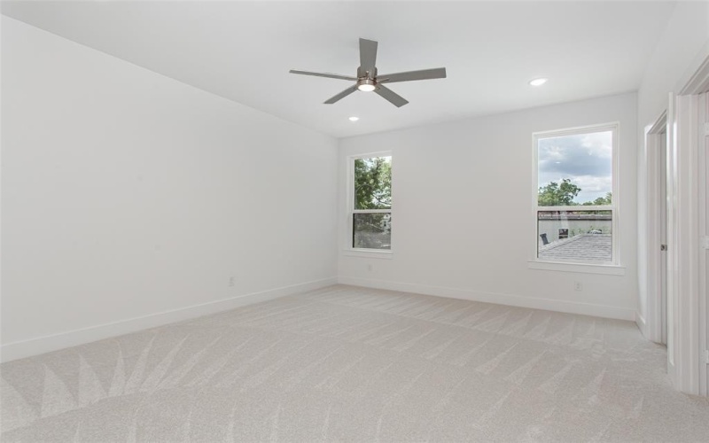 617 Parkview Avenue, Dallas, TX 75223, 5 Bedrooms Bedrooms, ,5 BathroomsBathrooms,Residential,For Sale,617 Parkview Avenue,0,21023415