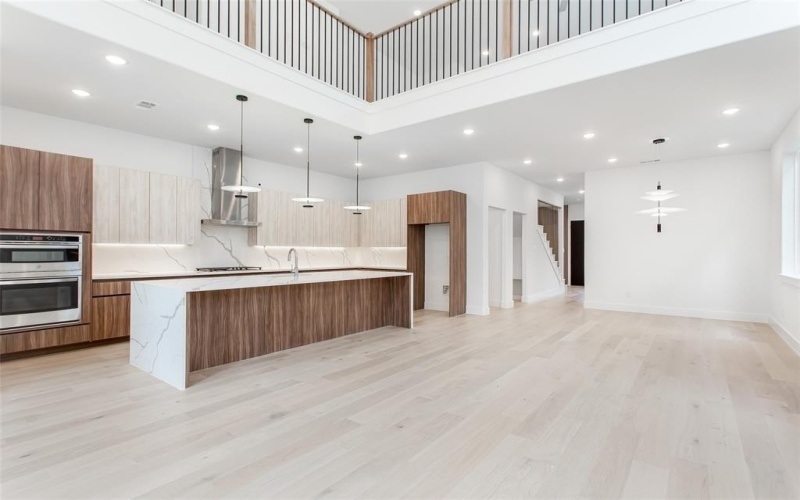 617 Parkview Avenue, Dallas, TX 75223, 5 Bedrooms Bedrooms, ,5 BathroomsBathrooms,Residential,For Sale,617 Parkview Avenue,0,21023415