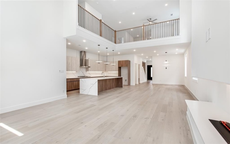 617 Parkview Avenue, Dallas, TX 75223, 5 Bedrooms Bedrooms, ,5 BathroomsBathrooms,Residential,For Sale,617 Parkview Avenue,0,21023415