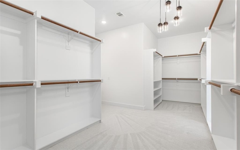 623 Parkview Avenue, Dallas, TX 75223, 5 Bedrooms Bedrooms, ,5 BathroomsBathrooms,Residential,For Sale,623 Parkview Avenue,0,21023448