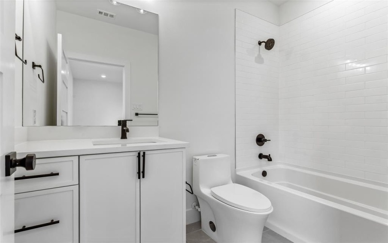 623 Parkview Avenue, Dallas, TX 75223, 5 Bedrooms Bedrooms, ,5 BathroomsBathrooms,Residential,For Sale,623 Parkview Avenue,0,21023448