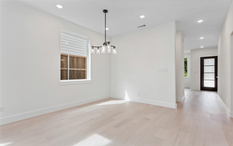 623 Parkview Avenue, Dallas, TX 75223, 5 Bedrooms Bedrooms, ,5 BathroomsBathrooms,Residential,For Sale,623 Parkview Avenue,0,21023448