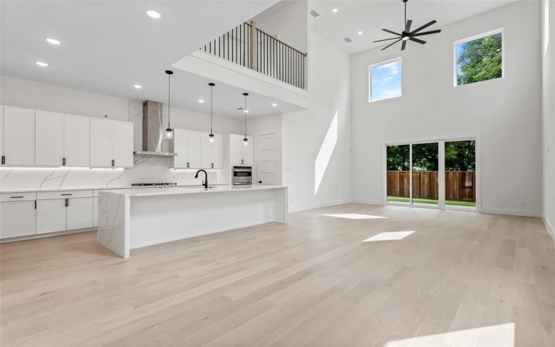 623 Parkview Avenue, Dallas, TX 75223, 5 Bedrooms Bedrooms, ,5 BathroomsBathrooms,Residential,For Sale,623 Parkview Avenue,0,21023448