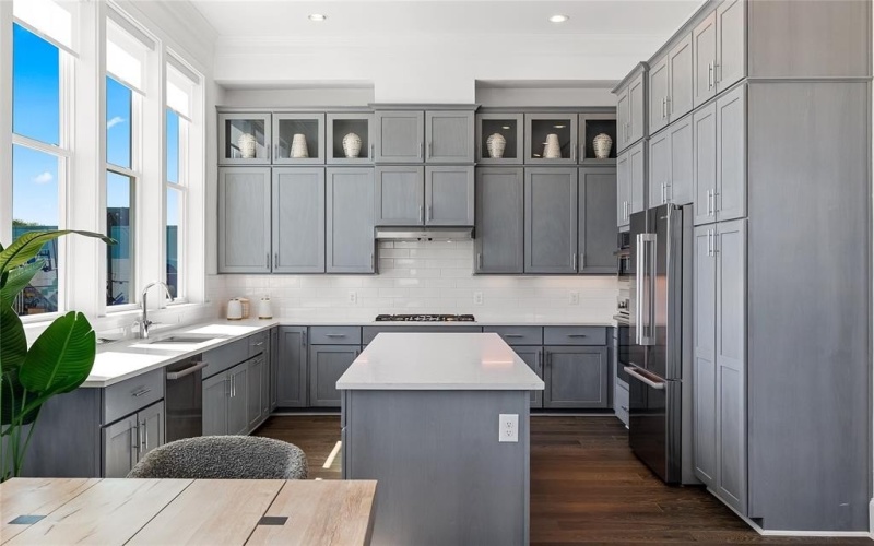215 Carroll Street, Fort Worth, TX 76107, 3 Bedrooms Bedrooms, ,3 BathroomsBathrooms,Residential,For Sale,215 Carroll Street,0,21023607