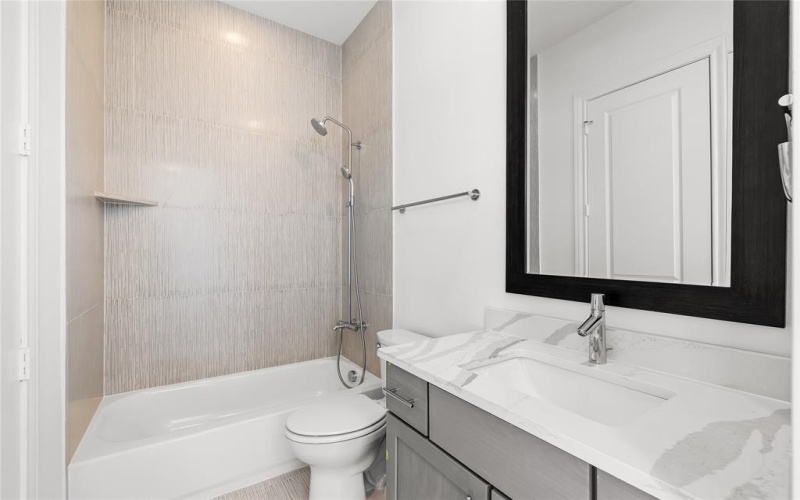 215 Carroll Street, Fort Worth, TX 76107, 3 Bedrooms Bedrooms, ,3 BathroomsBathrooms,Residential,For Sale,215 Carroll Street,0,21023607