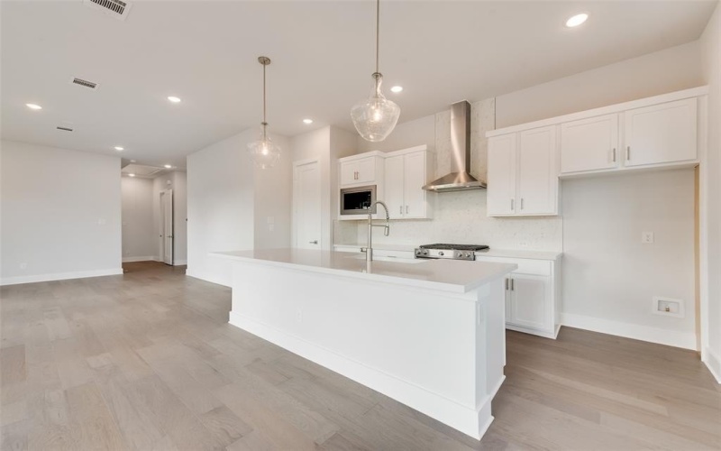 909 Ash Road, Plano, TX 75075, 3 Habitaciones Habitaciones , ,2 BañosBaños,Residential,En Venta,909 Ash Road,0,21023811