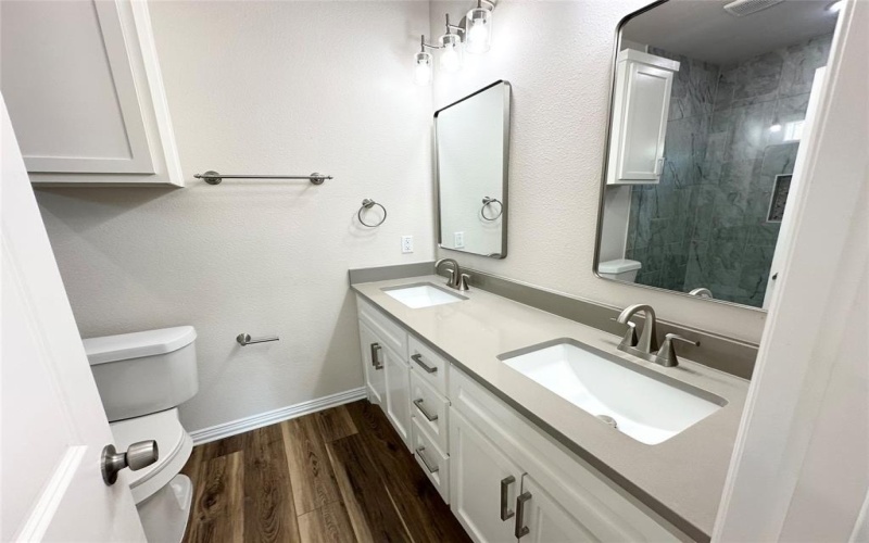 1407 N Rusk Street, Weatherford, TX 76086, 3 Habitaciones Habitaciones , ,2 BañosBaños,Residential,En Venta,1407 N Rusk Street,0,21023829
