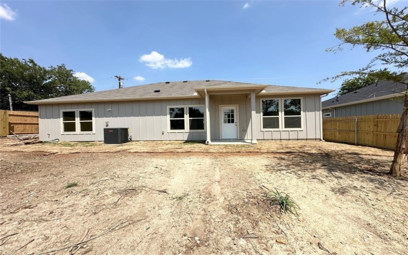 1407 N Rusk Street, Weatherford, TX 76086, 3 Habitaciones Habitaciones , ,2 BañosBaños,Residential,En Venta,1407 N Rusk Street,0,21023829