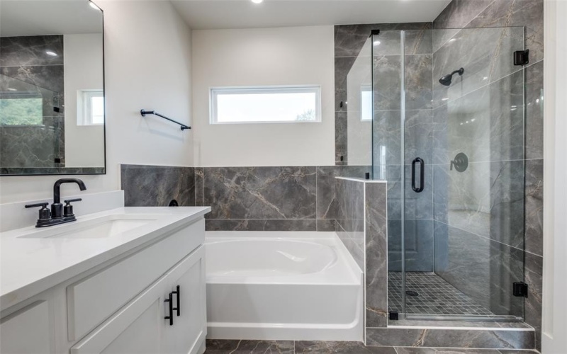 5113 Hohen Avenue, Dallas, TX 75215, 3 Habitaciones Habitaciones , ,3 BañosBaños,Residential,En Venta,5113 Hohen Avenue,0,21023837