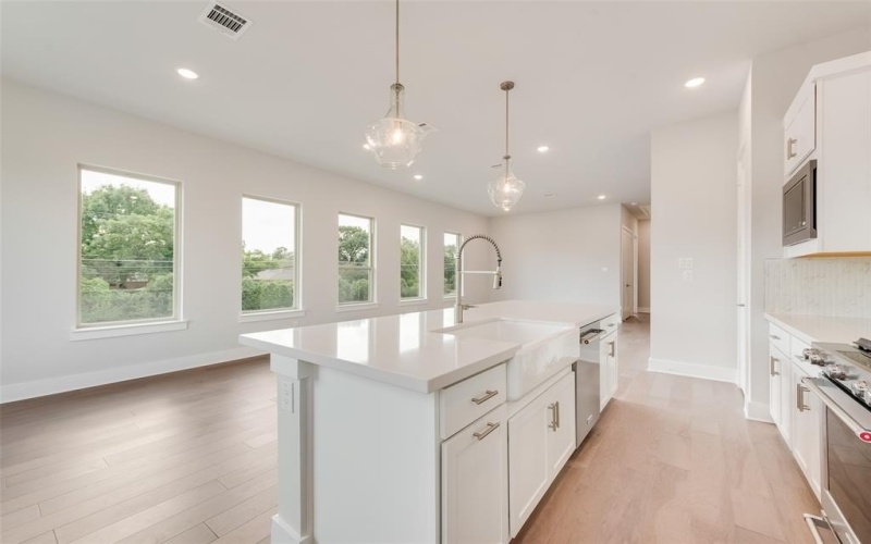 913 Ash Road, Plano, TX 75075, 3 Habitaciones Habitaciones , ,2 BañosBaños,Residential,En Venta,913 Ash Road,0,21023848