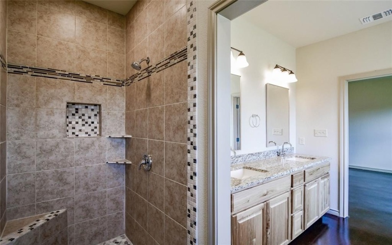 5441 Tin Top Highway, Granbury, TX 76048, 3 Habitaciones Habitaciones , ,2 BañosBaños,Residential,En Venta,5441 Tin Top Highway,0,21024013