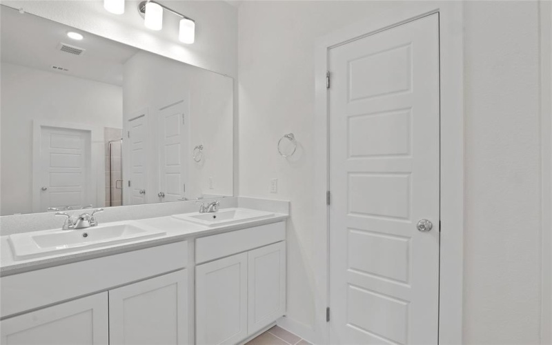 5806 Briarcroft Drive, McKinney, TX 75071, 3 Bedrooms Bedrooms, ,2 BathroomsBathrooms,Residential,For Sale,5806 Briarcroft Drive,0,21024692